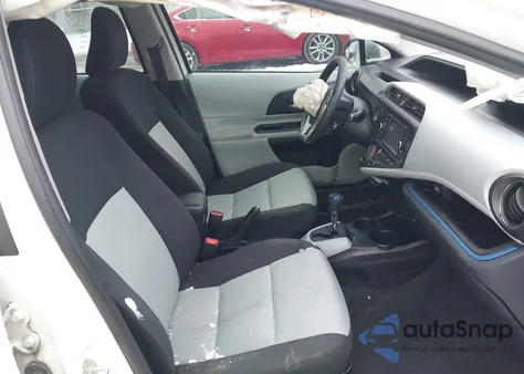 2012 Toyota Prius C Three z USA, uszkodzony, nr VIN JTDKDTB30C1507839